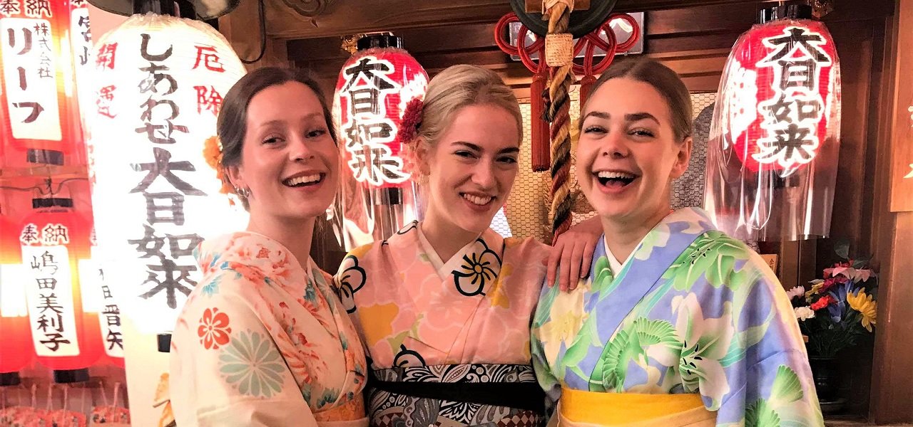 Japan_piger_kimono