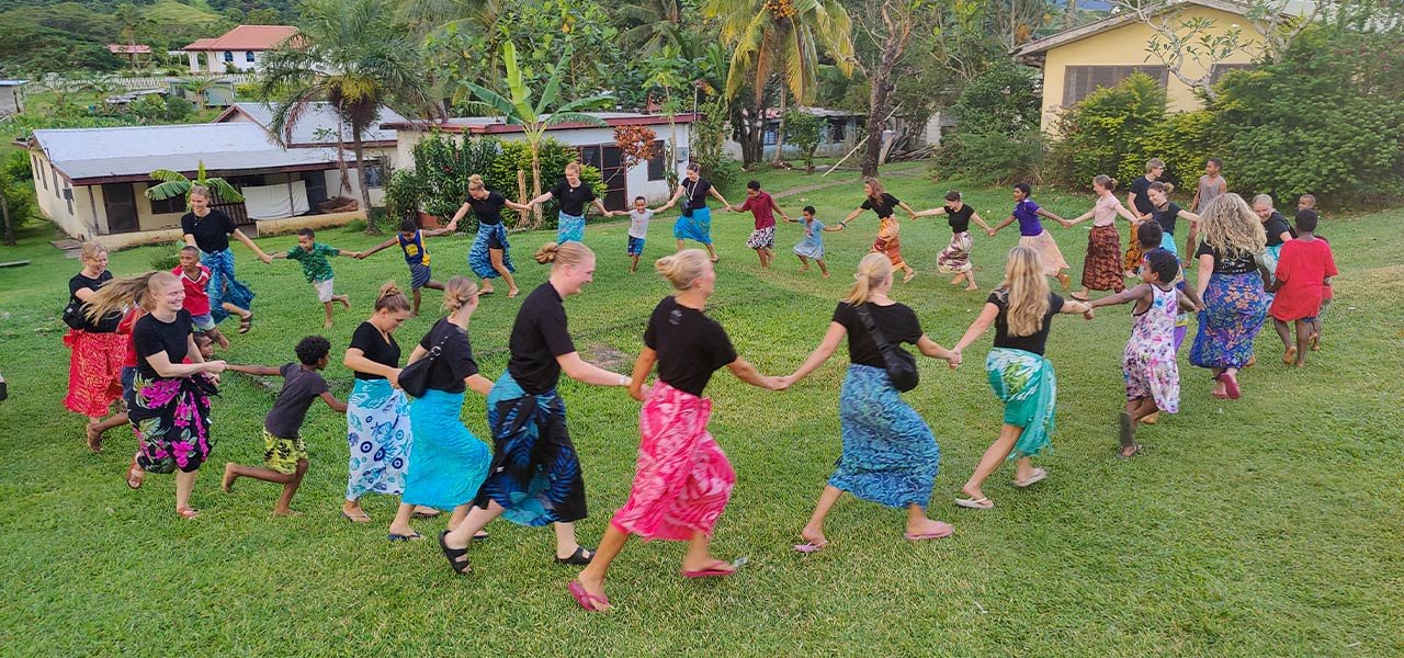 Uge 12: Fiji - homestay, kulturmøder og Yasawas øerne